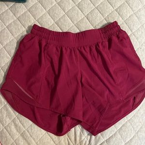 Lululemon Shorts - Size 6 Tall